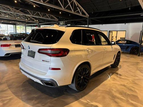 2023 BMW X5 M50i
