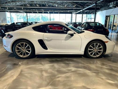 2018 Porsche 718 Cayman T