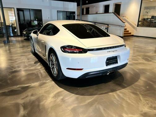 2018 Porsche 718 Cayman T