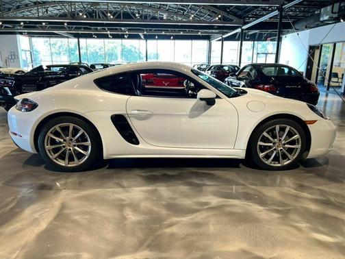 2018 Porsche 718 Cayman T
