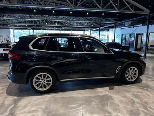 Jet Black 2020 BMW X5 xDrive40i