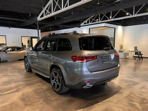 Selenite Grey Metallic 2023 Mercedes-Benz GLS 450 4MATIC