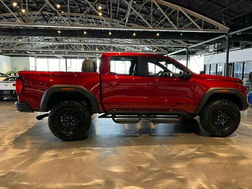 2024 GMC Canyon AT4X