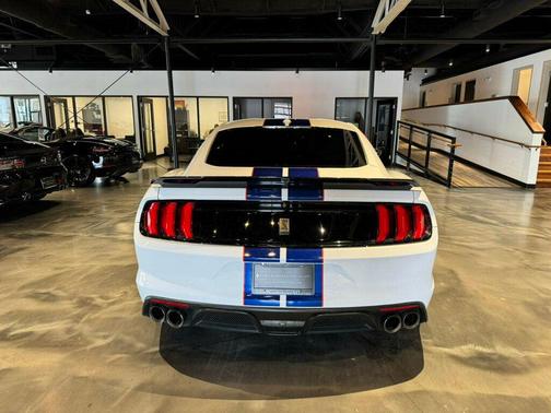 2016 Ford Shelby GT350 Base