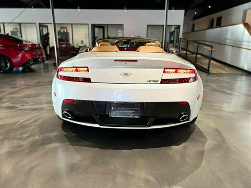 2013 Aston Martin V8 Vantage Base