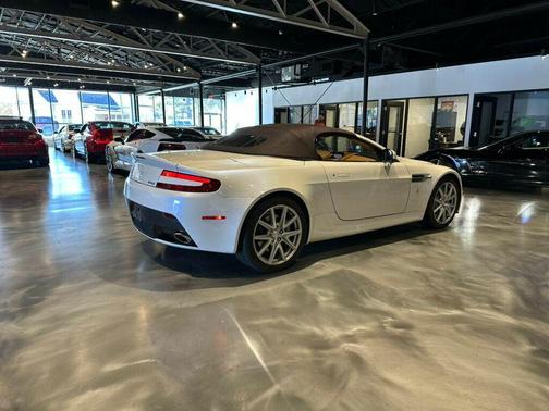 2013 Aston Martin V8 Vantage Base