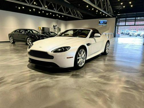 2013 Aston Martin V8 Vantage Base