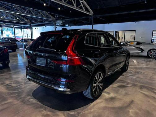 Onyx Black Metallic 2023 Volvo XC60 B5 Plus Bright Theme