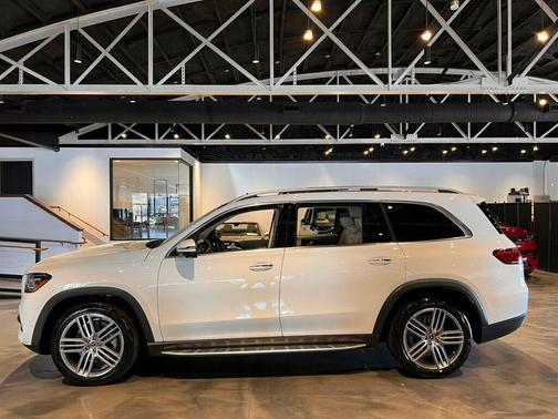 2021 Mercedes-Benz GLS 450 4MATIC