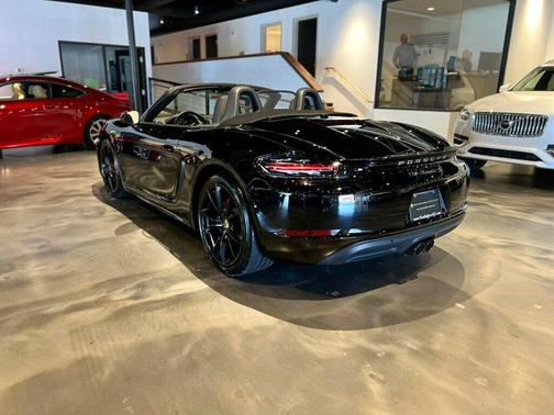 2024 Porsche 718 Boxster S