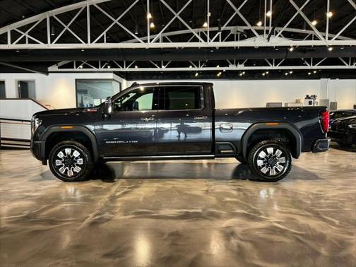 2024 GMC Sierra 3500 Denali