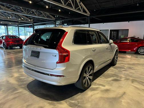2022 Volvo XC90 T6 Inscription