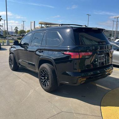 2025 Toyota Sequoia Platinum