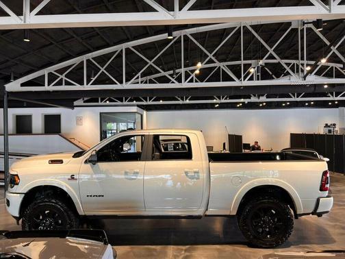 Pearl White 2022 RAM 3500 Limited Crew Cab 4x4 6'4' Box
