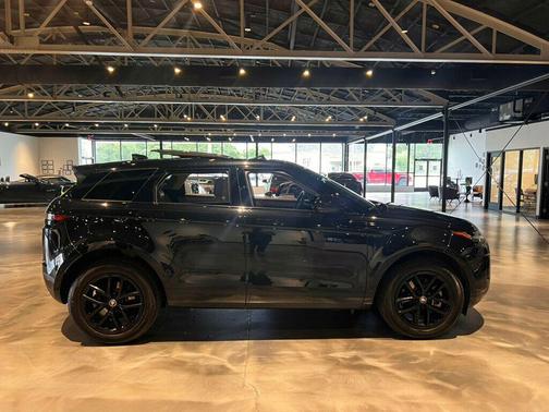 Santorini Black Metallic 2024 Land Rover Range Rover Evoque Core S
