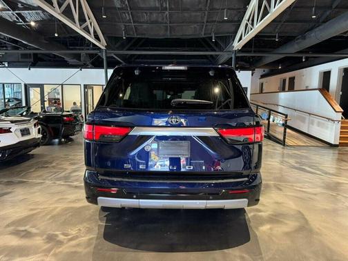 2023 Toyota Sequoia Capstone