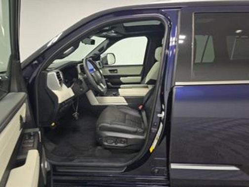 2023 Toyota Sequoia Capstone