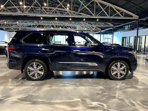 2023 Toyota Sequoia Capstone