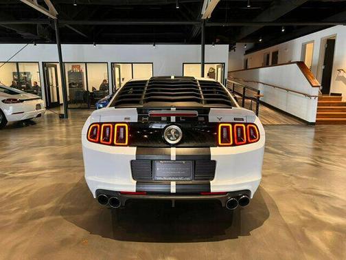 2014 Ford Shelby GT500 Base
