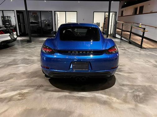 2018 Porsche 718 Cayman T