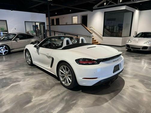 2019 Porsche 718 Boxster Roadster/HtdSeats/HtdSteerWheel/AppleCarplay/LaneChangeAssist