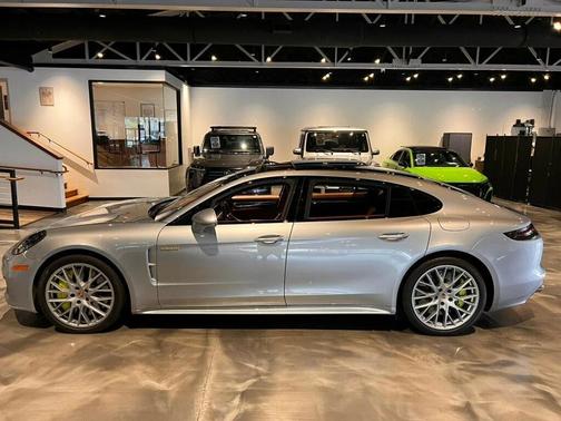 2019 Porsche Panamera Turbo S Executive