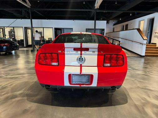2009 Ford Shelby GT500 Base