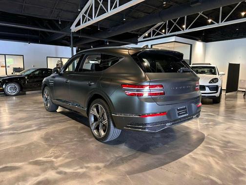 Storr Green Matte 2025 Genesis GV80 2.5T