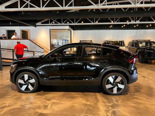 2023 Volvo C40 Recharge Pure Electric Twin Ultimate