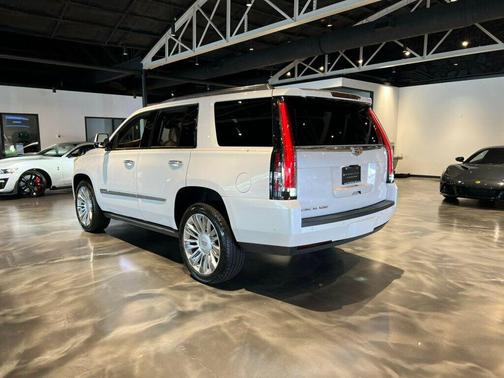 2020 Cadillac Escalade Platinum