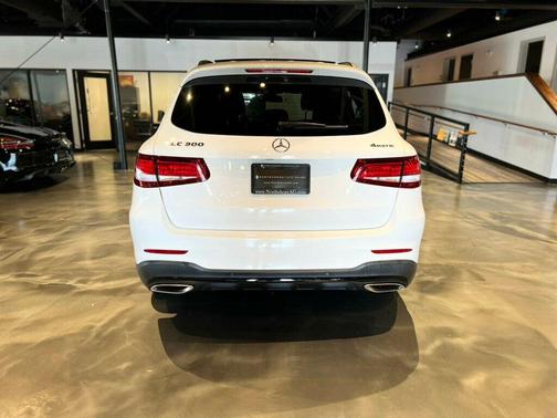 2017 Mercedes-Benz GLC 300 4MATIC