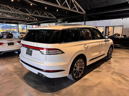 2022 Lincoln Aviator Black Label Grand Touring AWD