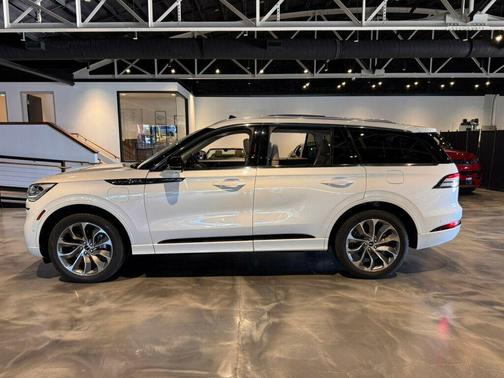 2022 Lincoln Aviator Black Label Grand Touring AWD