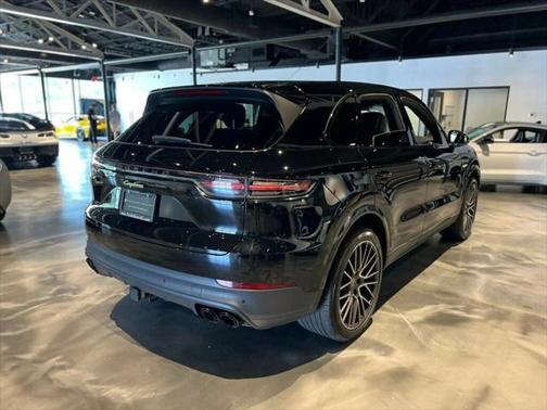 2021 Porsche Cayenne E-Hybrid S
