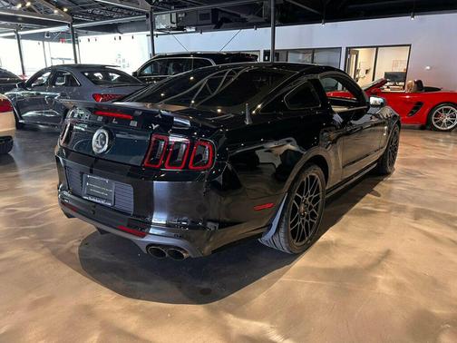 2013 Ford Shelby GT500 Base