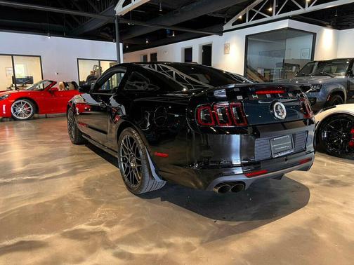 2013 Ford Shelby GT500 Base