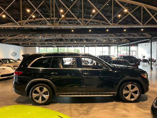 Black 2022 Mercedes-Benz GLS 450 4MATIC