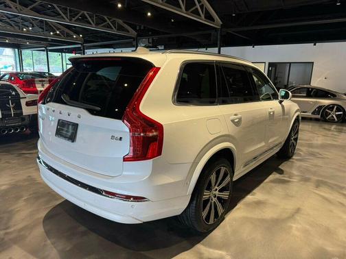 2024 Volvo XC90 B6 Plus Bright Theme 7-Seater