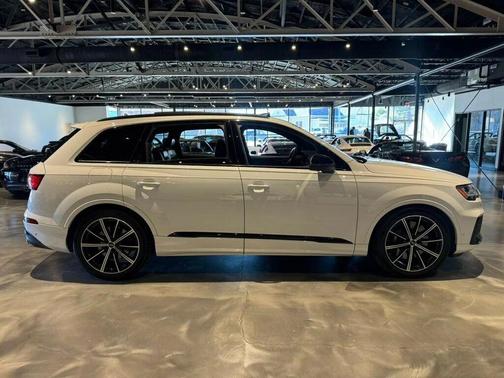 2023 Audi SQ7 4.0T Premium Plus