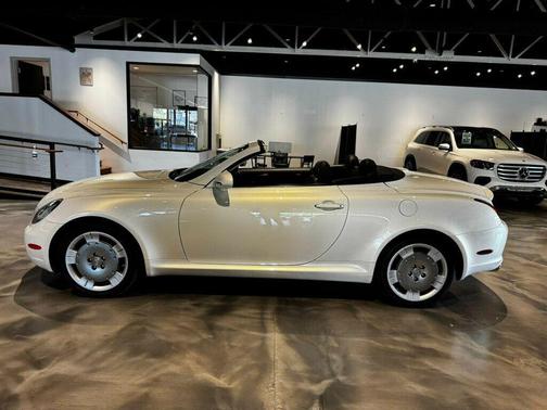 White Gold Crystal 2005 Lexus SC 430 Base
