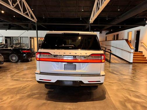 2019 Lincoln Navigator L Black Label