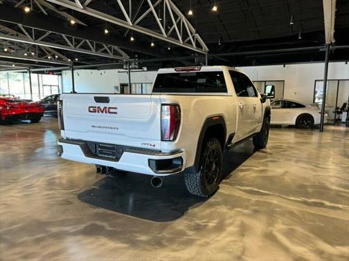 2025 GMC Sierra 2500 AT4