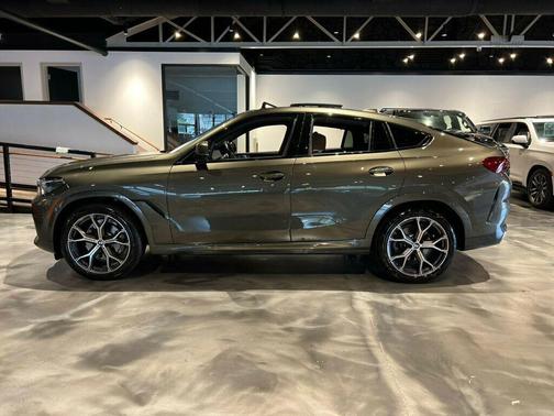 2023 BMW X6 xDrive40i