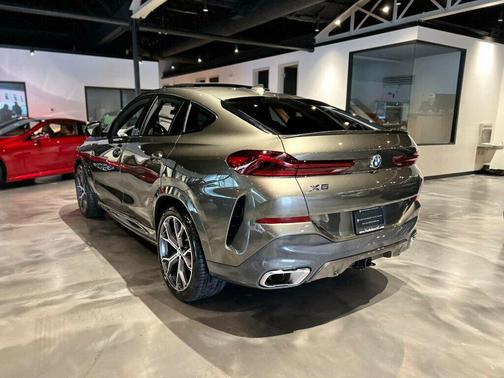 2023 BMW X6 xDrive40i