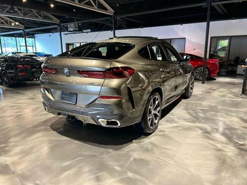2023 BMW X6 xDrive40i