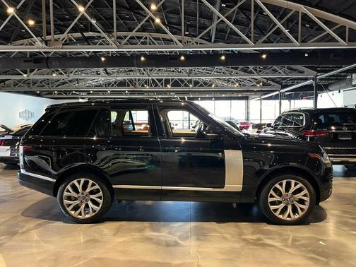 2022 Land Rover Range Rover P525 Westminster