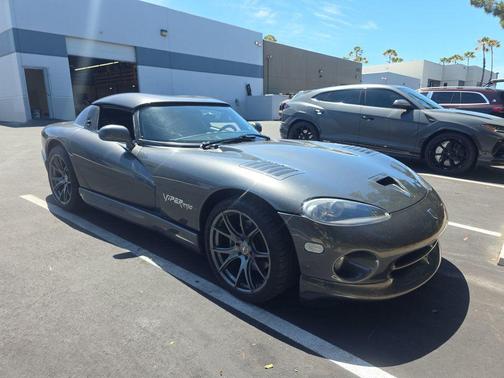 Graphite Metallic 2002 Dodge Viper RT/10