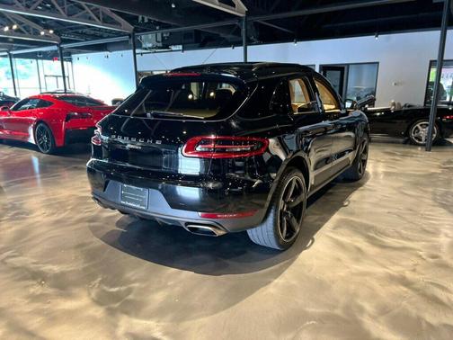 2017 Porsche Macan AWD/PremiumPkgPlus/21'SportClassicWheels/Htd&CldSeats/PanoRoof