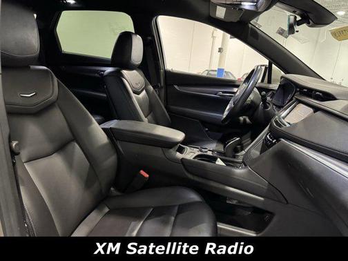 2022 Cadillac XT5 Luxury