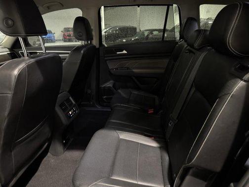 2021 Volkswagen Atlas 3.6L SE w/Technology